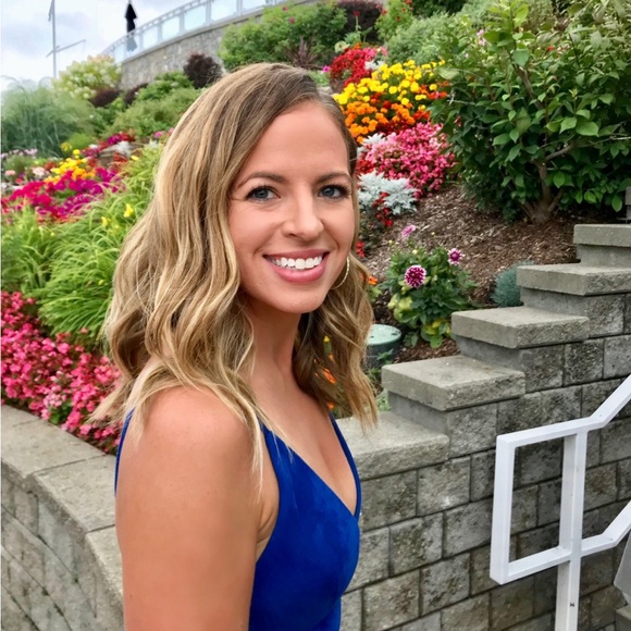 Meet your Posher, Abby - Picture 1 of 1